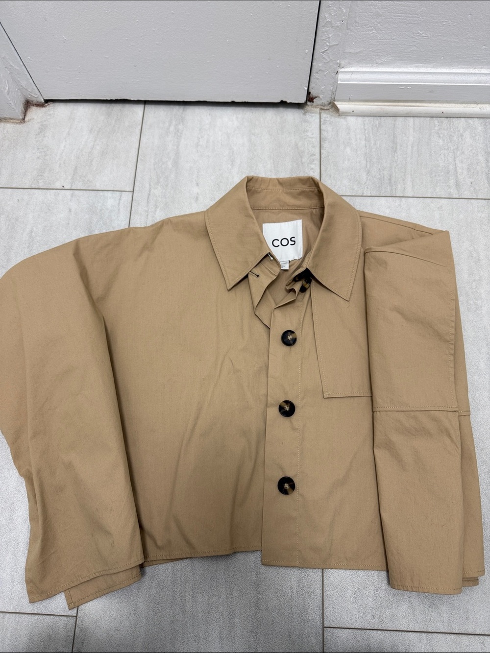 COS women’s Beige/Tan Button-Front Shirt Jacket